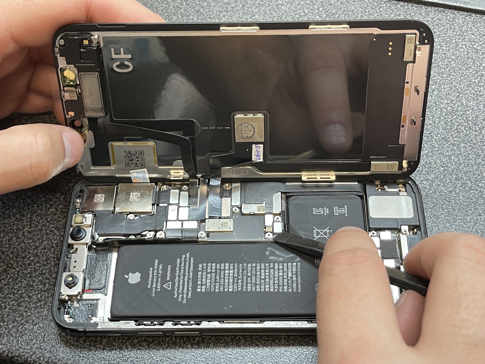 Iphone Repair Dubai